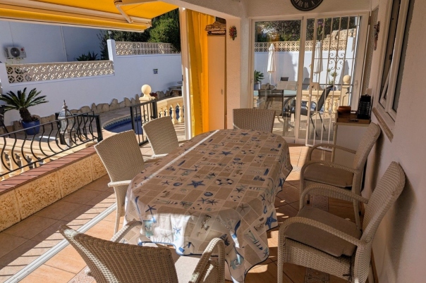 4 bed casa / chalet in Moraira