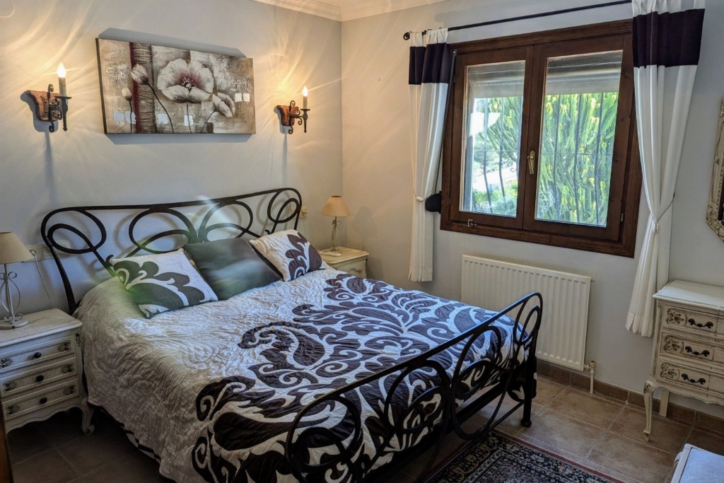 4 bed casa / chalet in Moraira