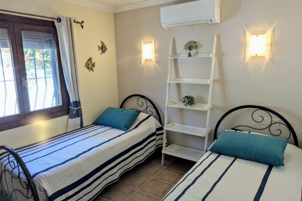 4 bed casa / chalet in Moraira