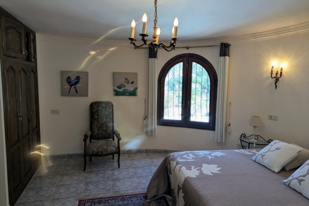 4 bed casa / chalet in Moraira