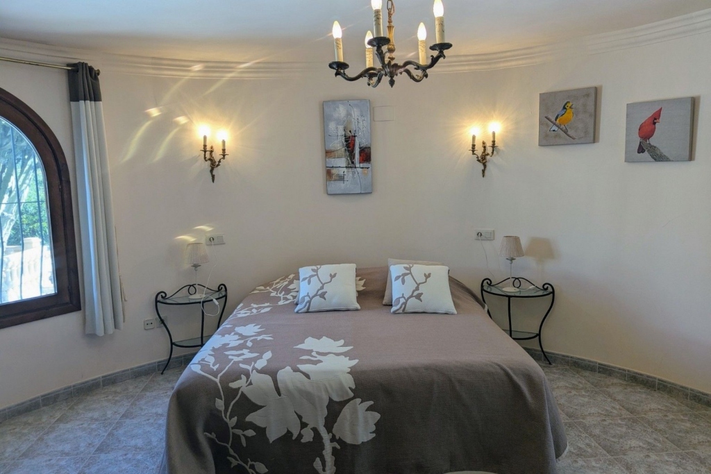4 bed casa / chalet in Moraira