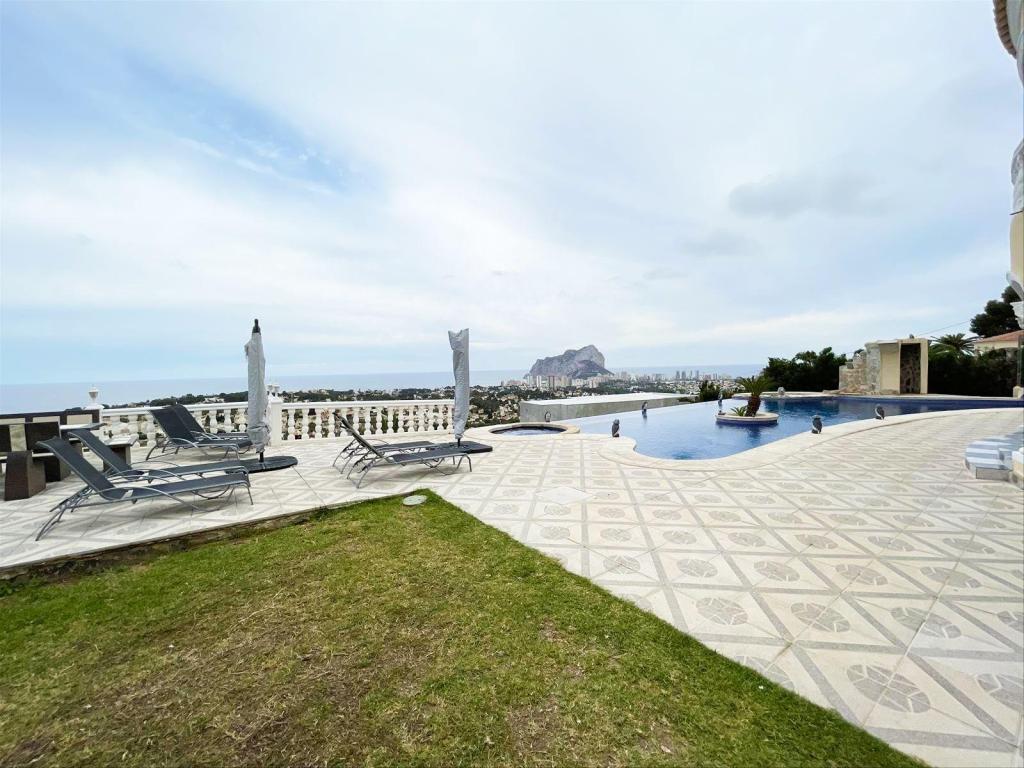 4 bed casa / chalet in Calpe / Calp