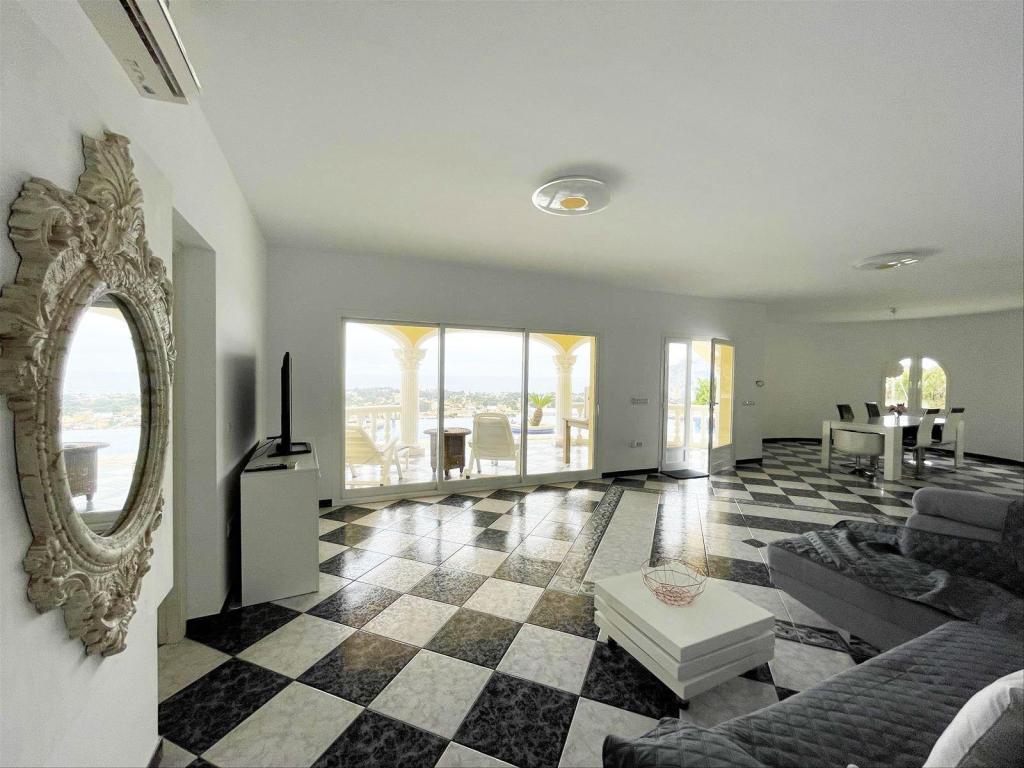 4 bed casa / chalet in Calpe / Calp