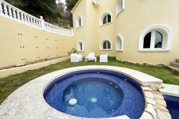 4 bed casa / chalet in Calpe / Calp