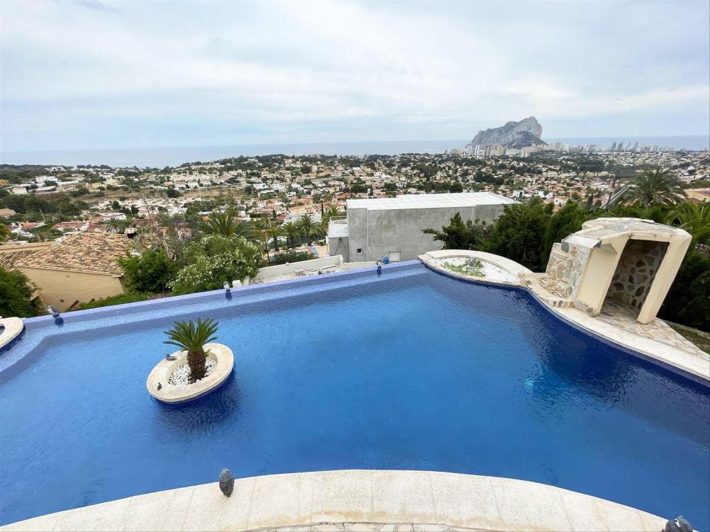 4 bed casa / chalet in Calpe / Calp