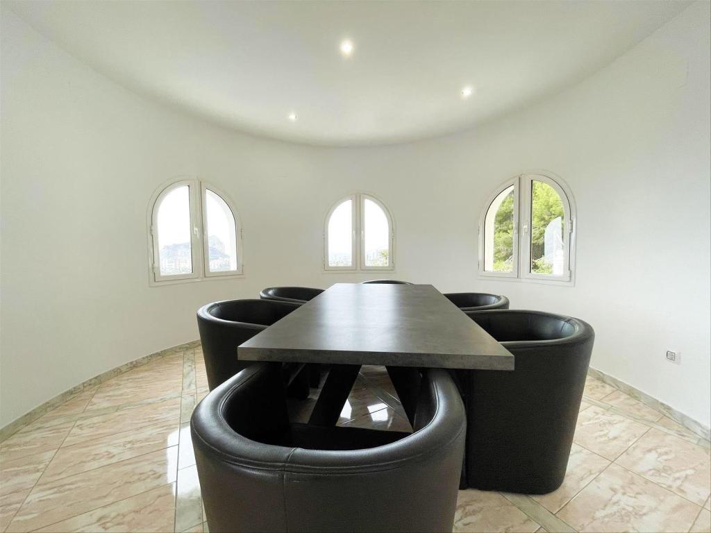 4 bed casa / chalet in Calpe / Calp