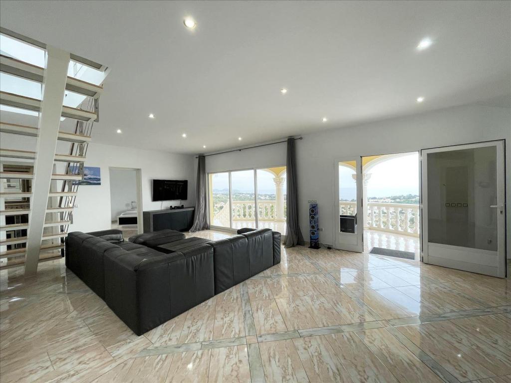 4 bed casa / chalet in Calpe / Calp