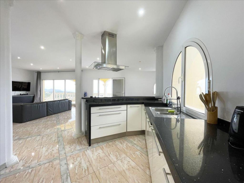4 bed casa / chalet in Calpe / Calp