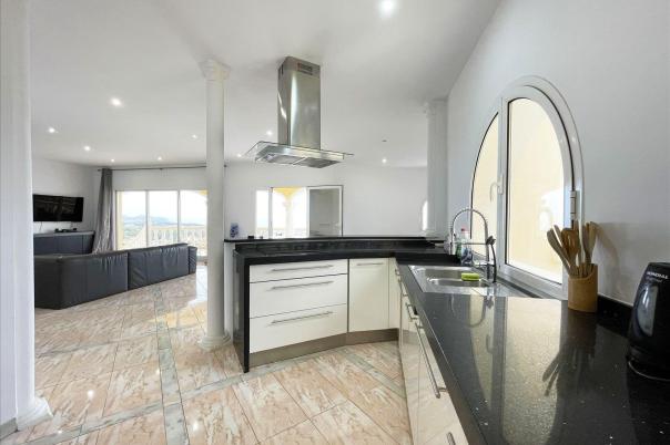 4 bed casa / chalet in Calpe / Calp