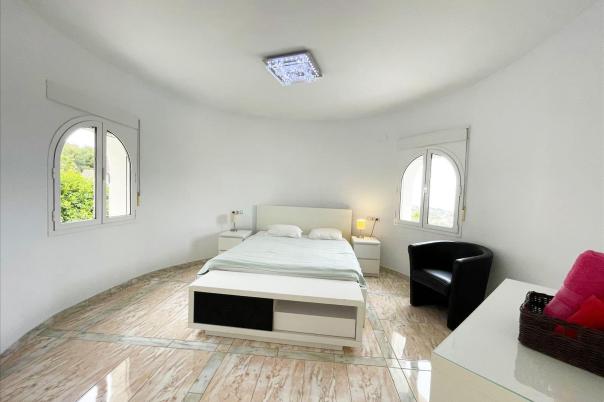 4 bed casa / chalet in Calpe / Calp