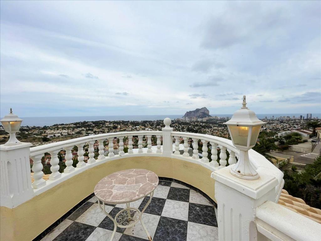 4 bed casa / chalet in Calpe / Calp