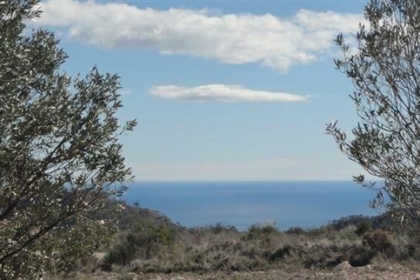 parcela in Relleu