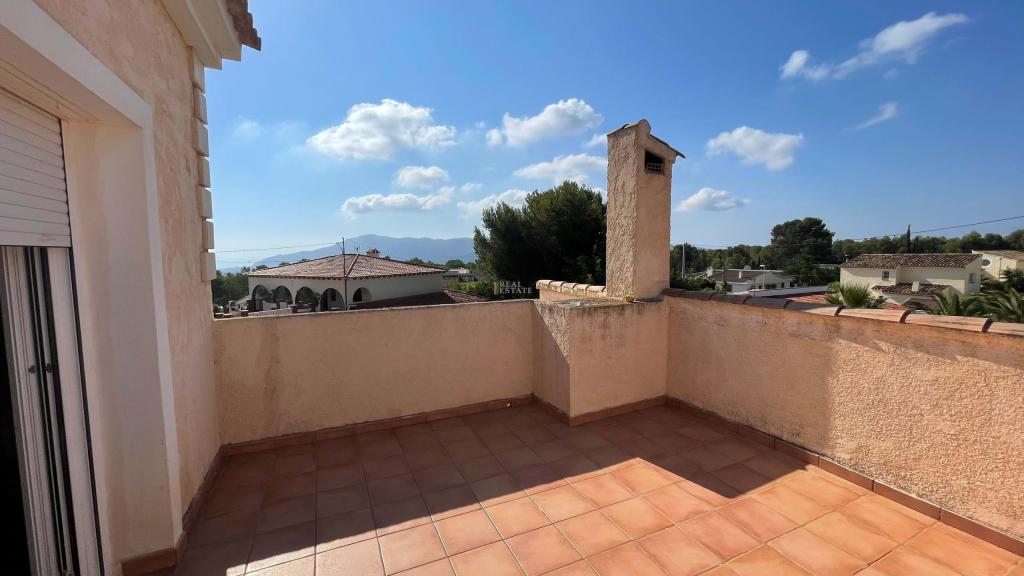 4 bed detached house in Nucia (la)