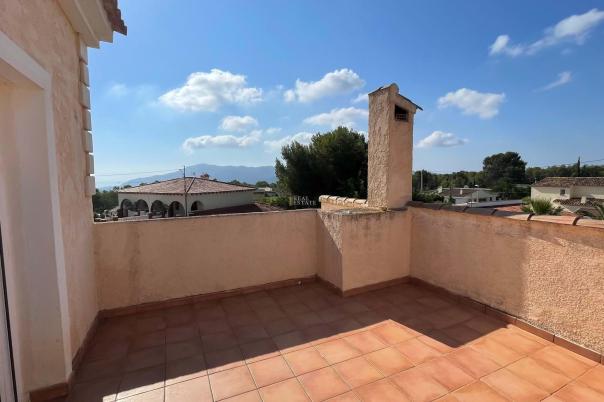 4 bed detached house in Nucia (la)