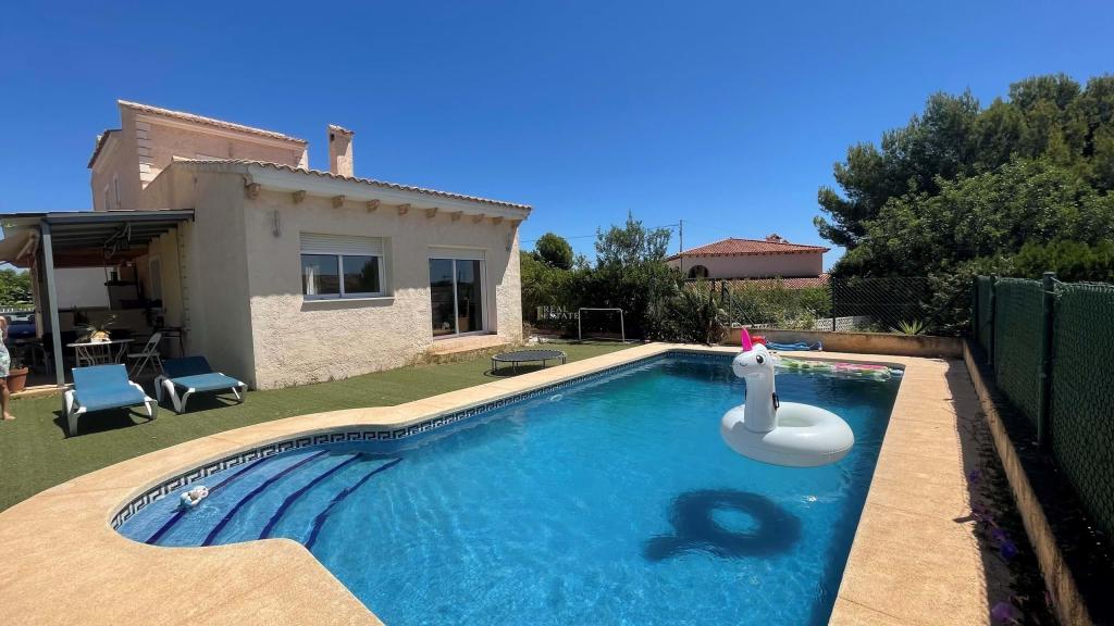 4 bed detached house in Nucia (la)