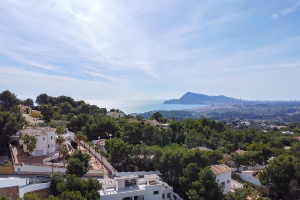 4 bed villa in Altea