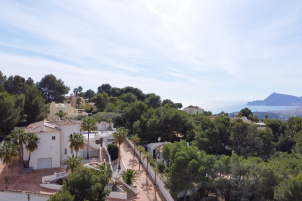 4 bed villa in Altea