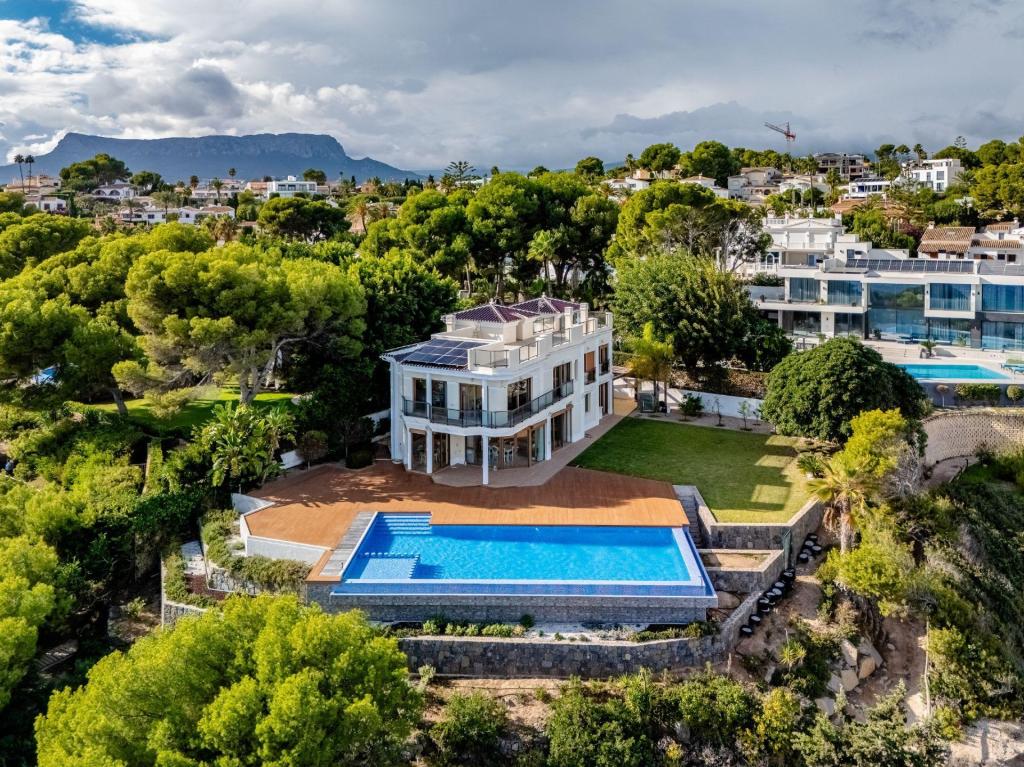 6 bed casa / chalet in Calpe / Calp