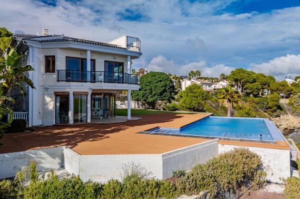 6 bed casa / chalet in Calpe / Calp