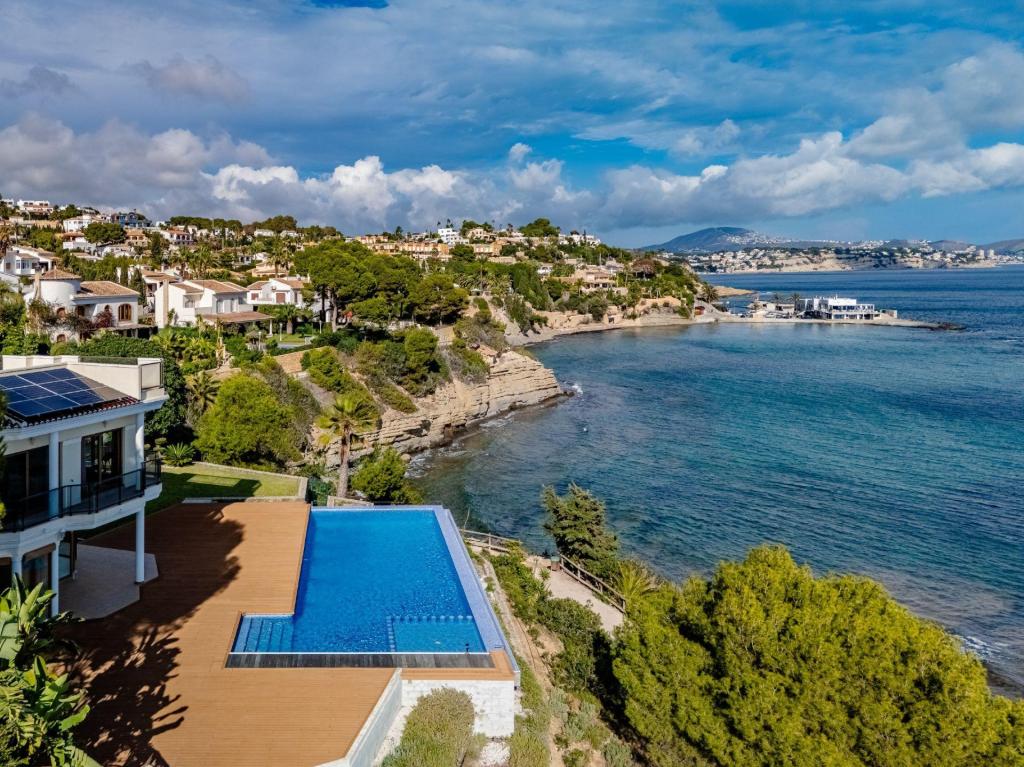 6 bed casa / chalet in Calpe / Calp