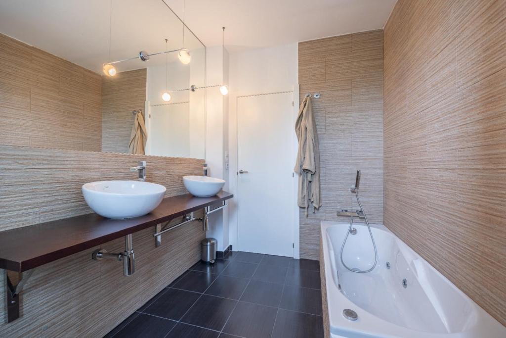 5 bed villa in Altea