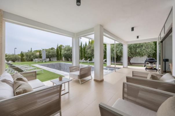 5 bed villa in Altea