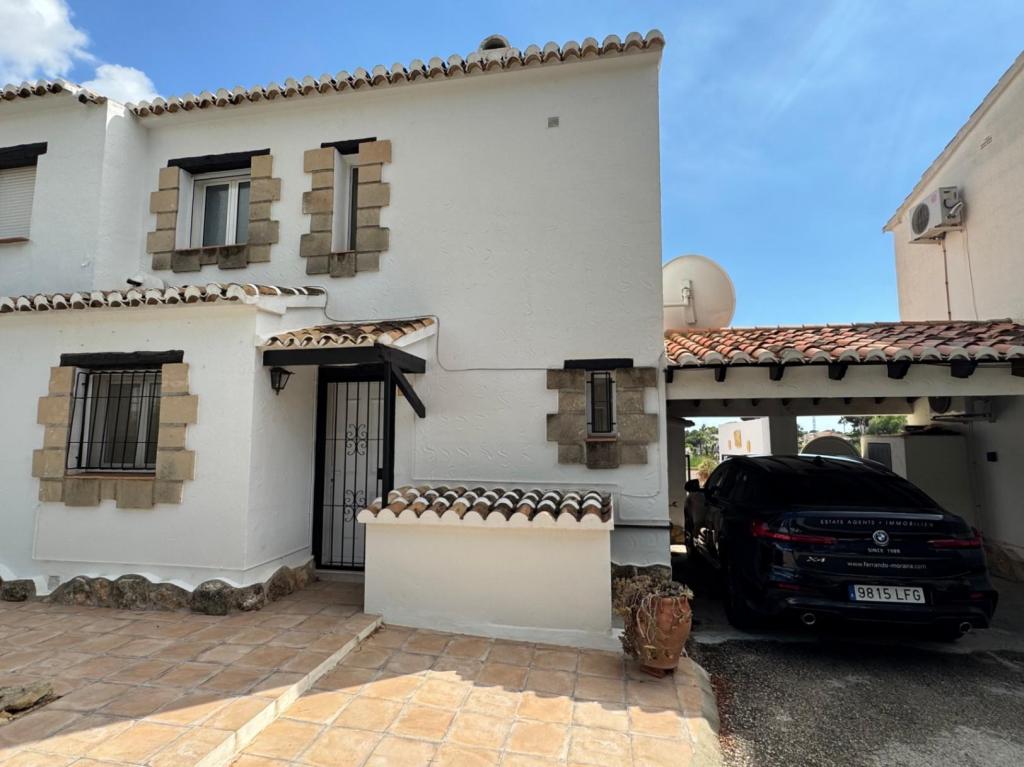 2 bed bungalow in Moraira