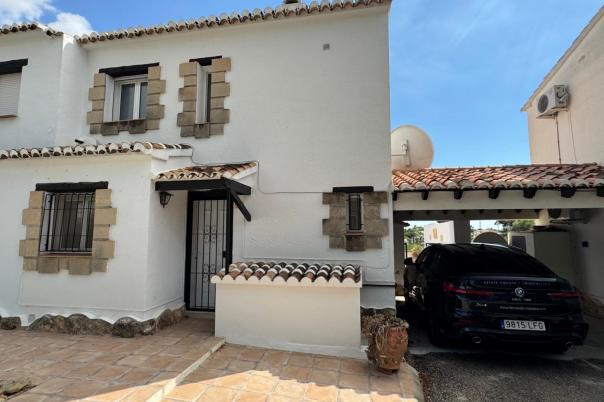 2 bed bungalow in Moraira