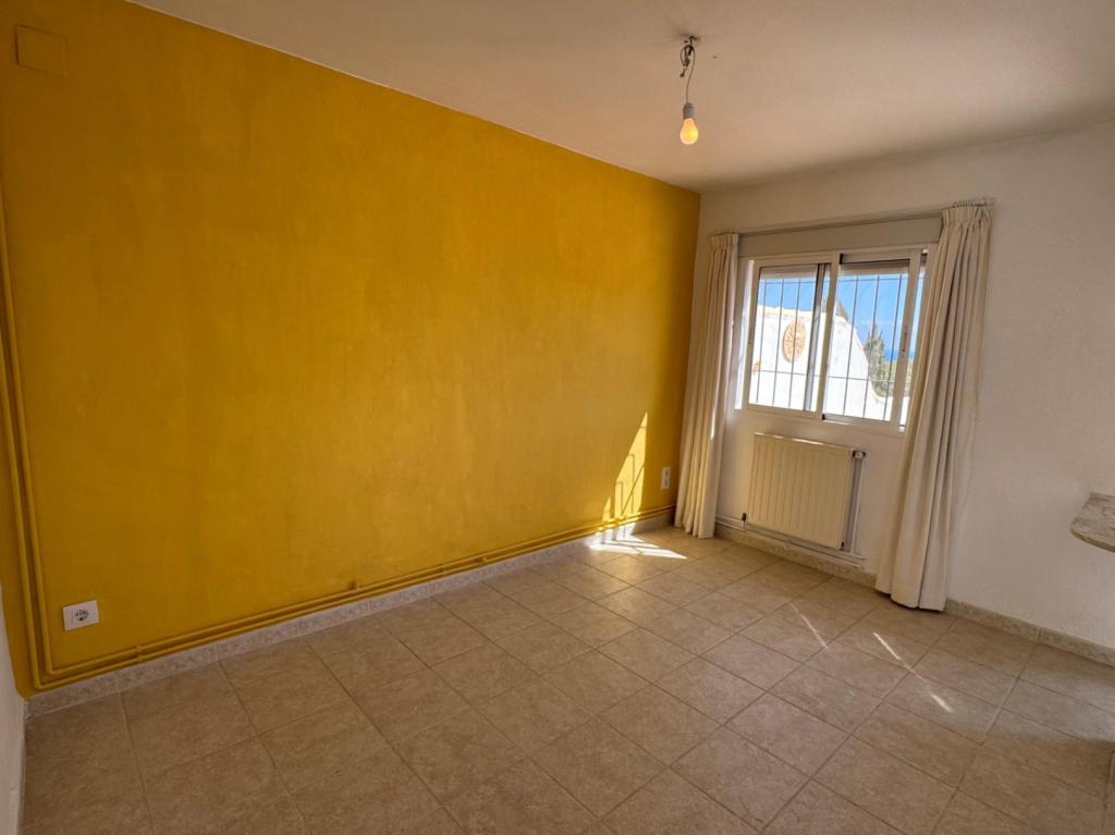 2 bed bungalow in Moraira