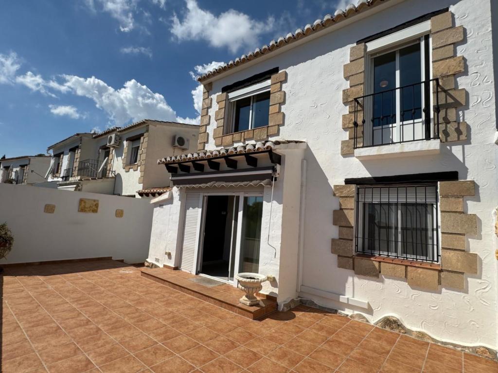 2 bed bungalow in Moraira
