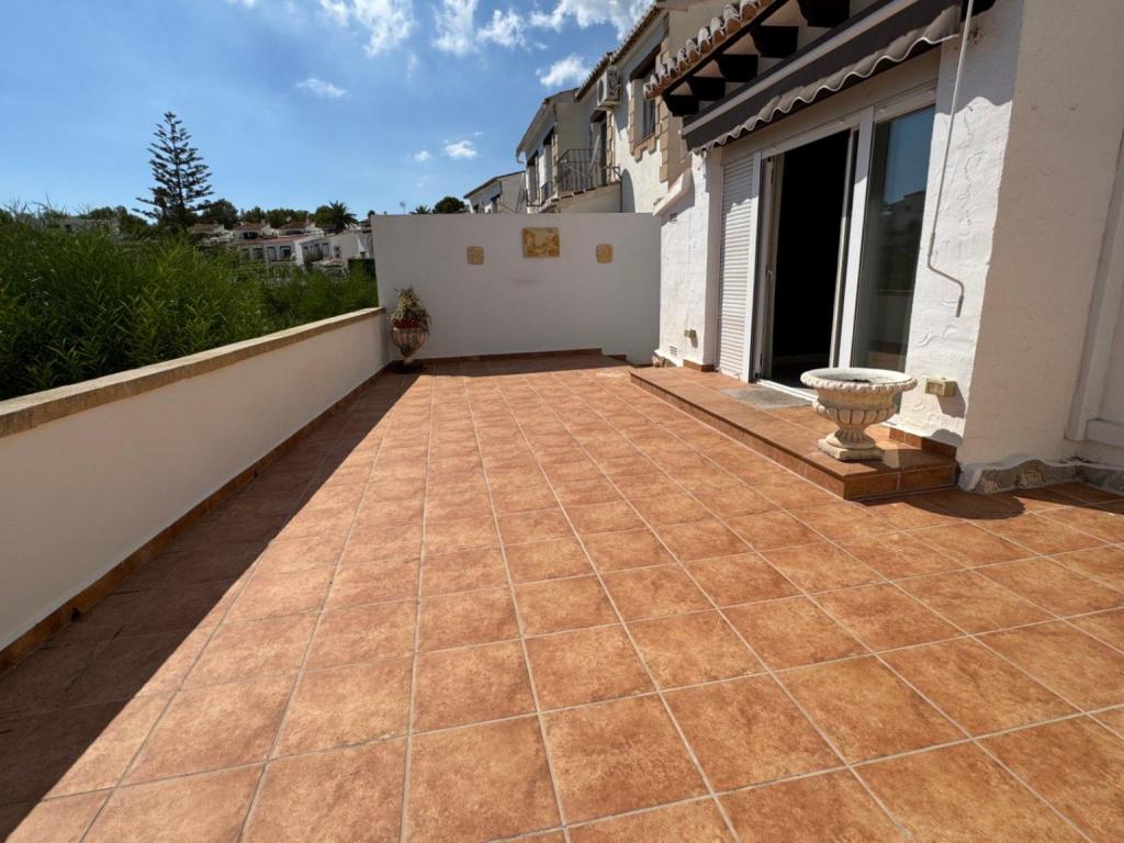 2 bed bungalow in Moraira
