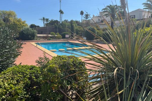 2 bed bungalow in Moraira
