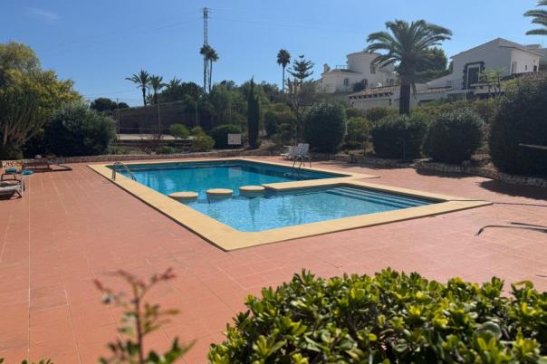 2 bed bungalow in Moraira