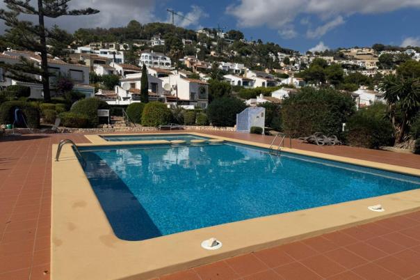 2 bed bungalow in Moraira