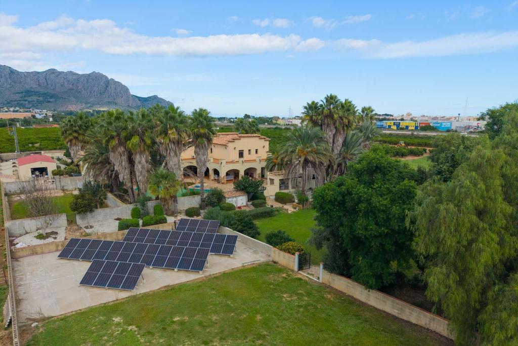 5 bed villa in Ondara