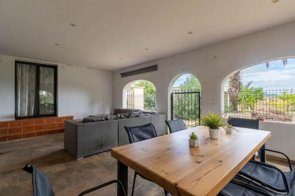 5 bed villa in Ondara