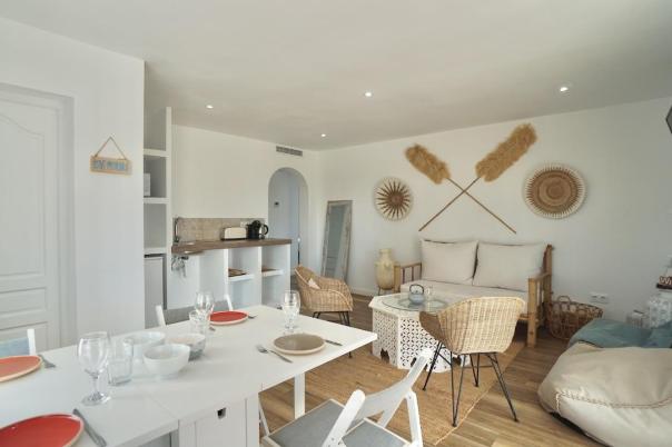 6 bed villas in Moraira