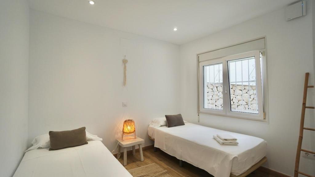 6 bed villas in Moraira