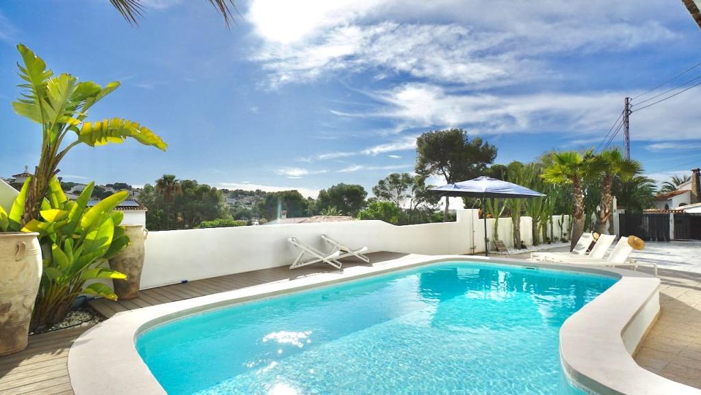 6 bed villas in Moraira