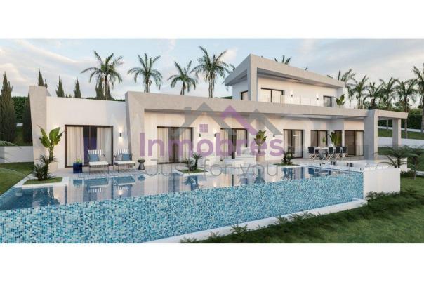 4 bed casa / chalet in Jávea