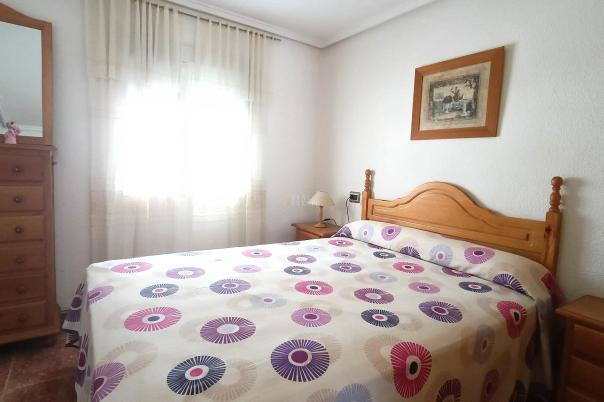2 bed bungalow in Santa Pola