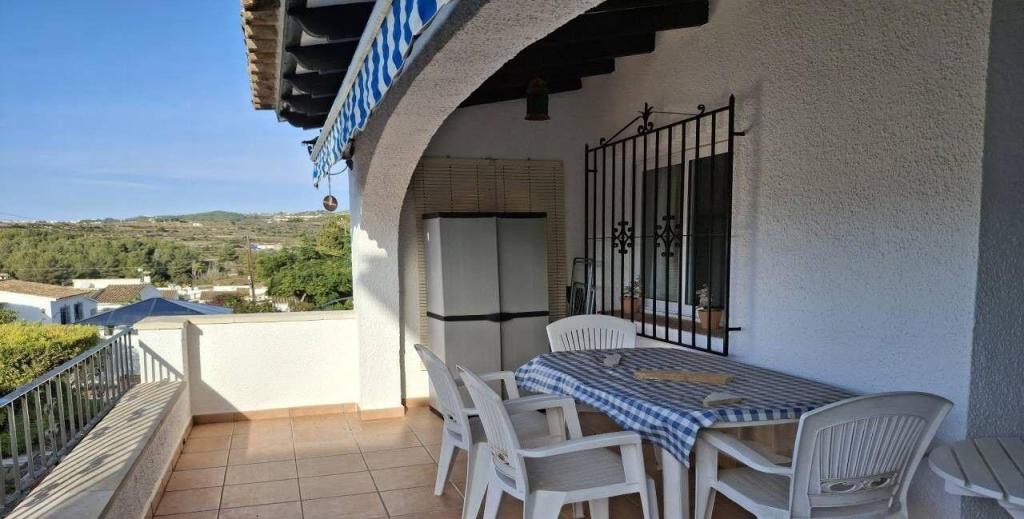 2 bed bungalow in Moraira