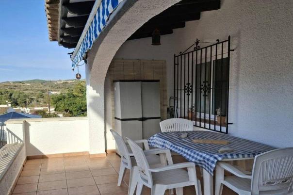2 bed bungalow in Moraira