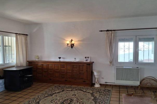 2 bed bungalow in Moraira