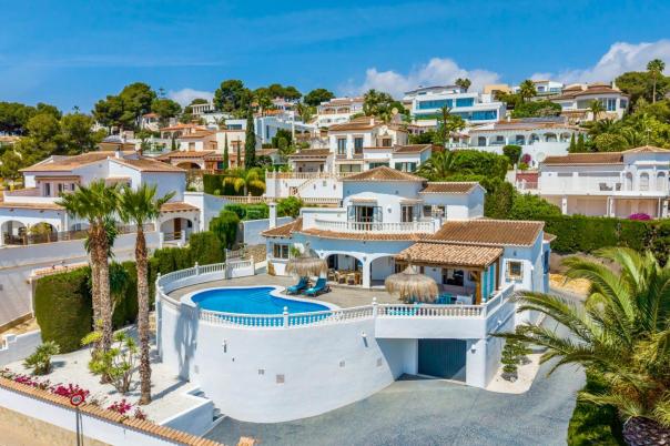 3 bed villa in Moraira