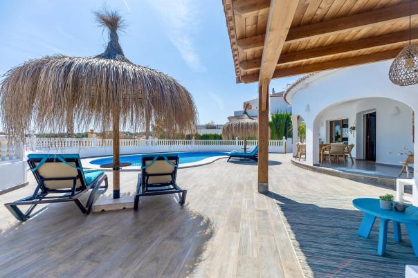 3 bed villa in Moraira