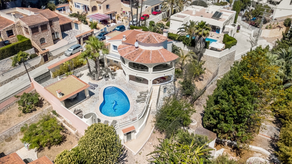 6 bed villa in Moraira