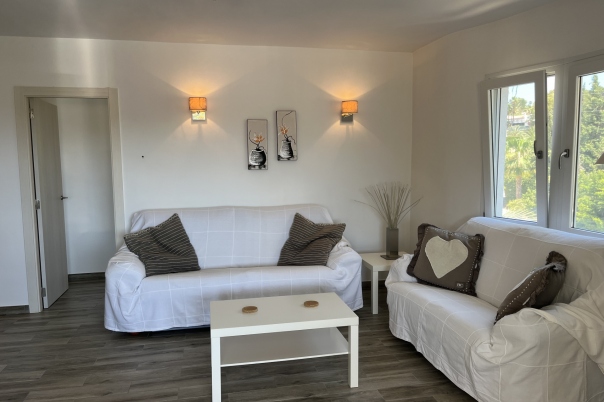 6 bed villa in Moraira