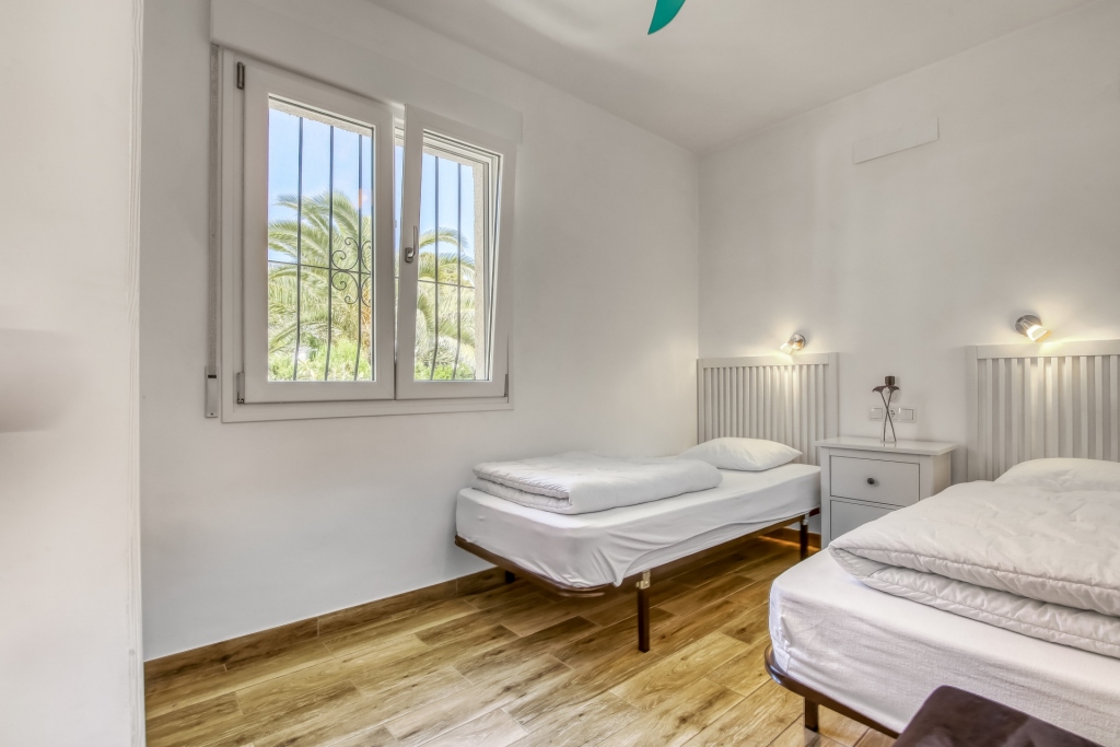 6 bed villa in Moraira
