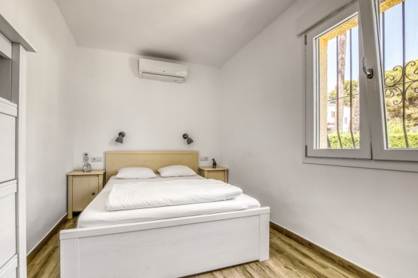 6 bed villa in Moraira